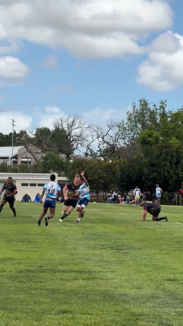 Blink and you’ll miss us 👀💨#rugbysevens #sasrugbysevens #block3 #stripstrapstrikestrangle #thisissevens #beyondthegame