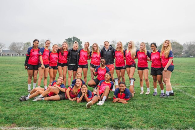 The girls wrapped up the camp with a series of mini games in their brand-new jerseys. 🩷🏉They wasted no time turning friendly competition into full-on battles. Looking good has never been so competitive. 🔥