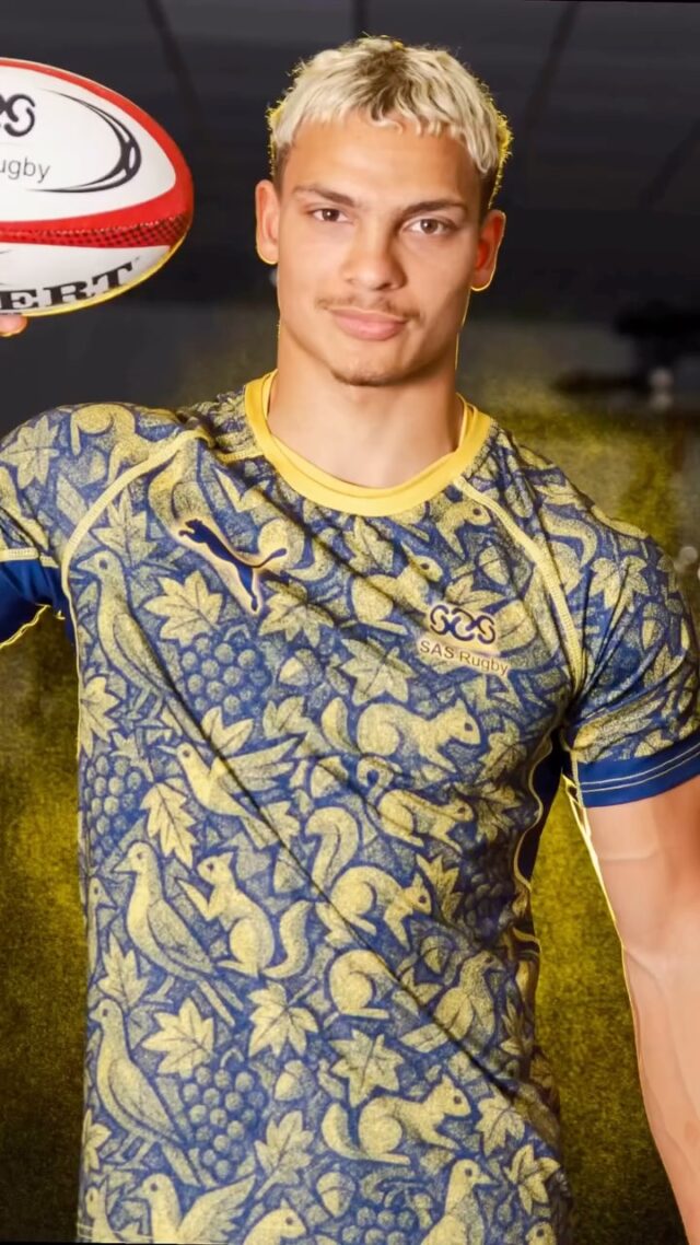 It’s not the plane, it’s the pilot ✈️#rugby #sasrugby #rugbyphoto