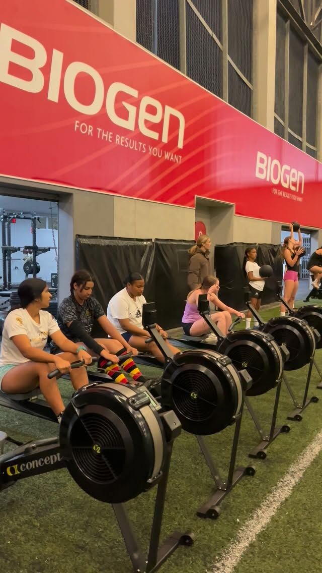 Welcome to the famous Black Session 🖤
No shortcuts. No excuses. Just grit.