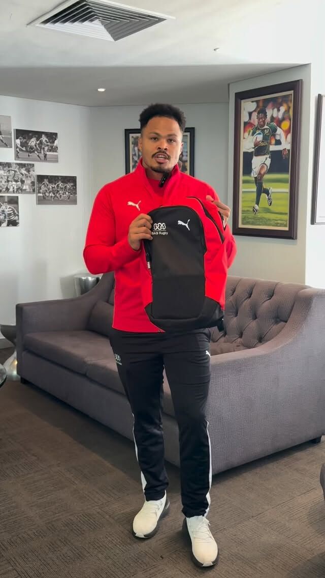 First look at the SASRII drip @juandejongh 🎒🔥
#whatsinthebag