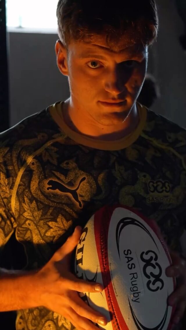 Hit the afterburners. It’s game time. 🛫
Tonight we take off in these colours for the very first time. We’re not here to buzz the tower, we’re here to own the sky. 🔥🧨#sasrii #sasrugby #rugby #takegoodsteps #gameday